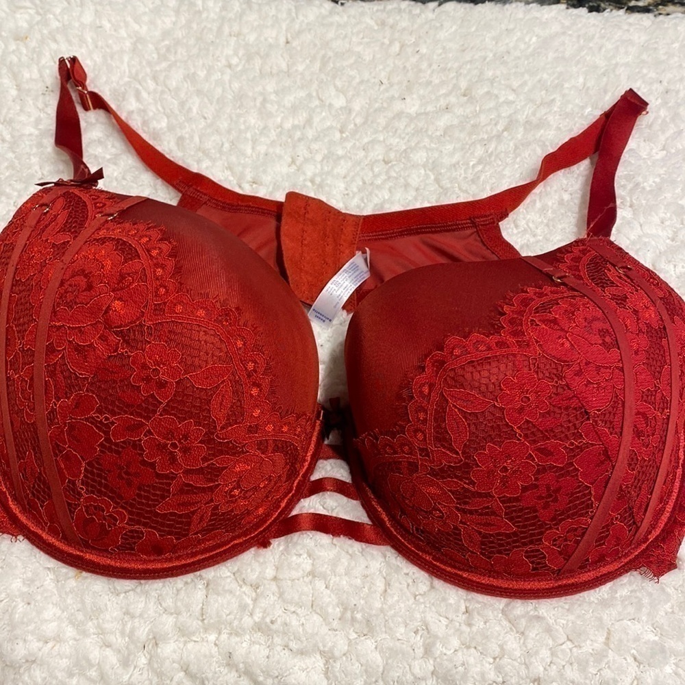 Q womens Cacique solid red plus size bra size 46DD